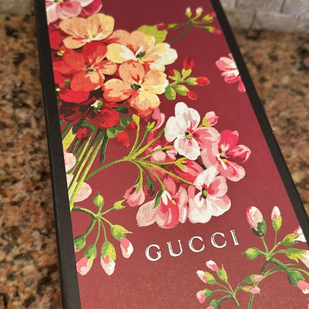 Gucci Shoe Box - Picture 11 of 12